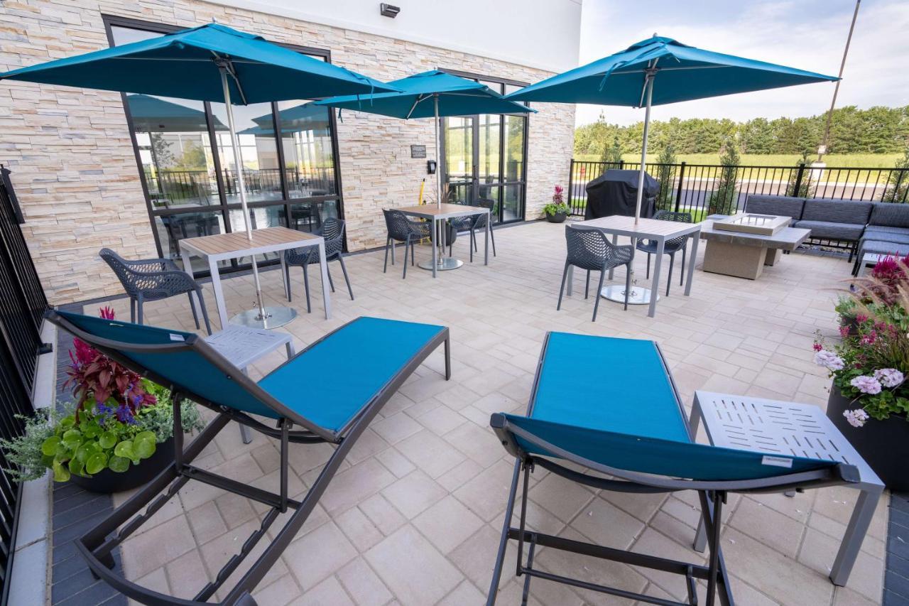Hampton Inn By Hilton Huntley Chicago Bagian luar foto