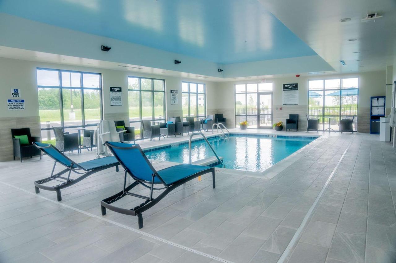 Hampton Inn By Hilton Huntley Chicago Bagian luar foto