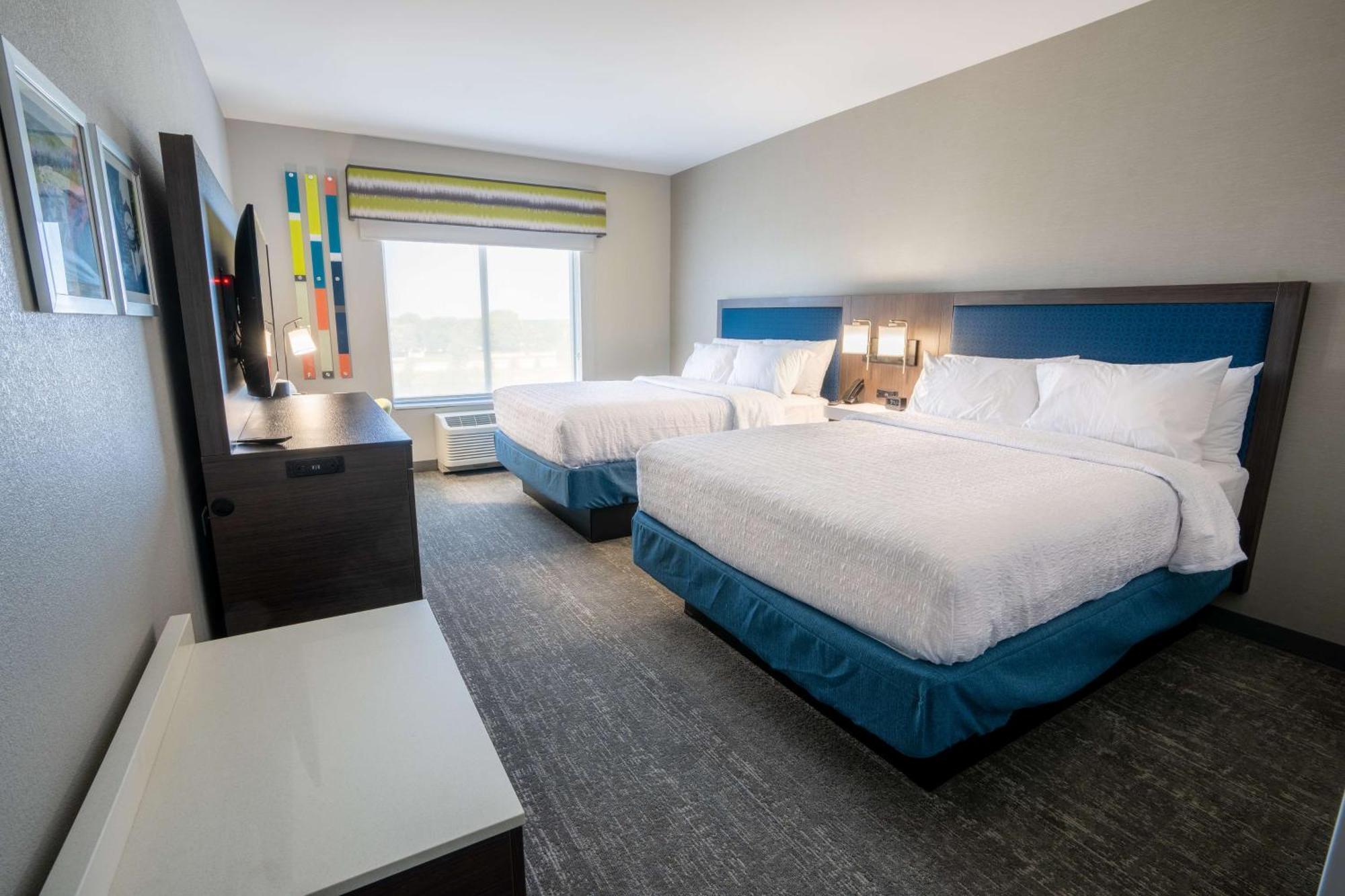 Hampton Inn By Hilton Huntley Chicago Bagian luar foto