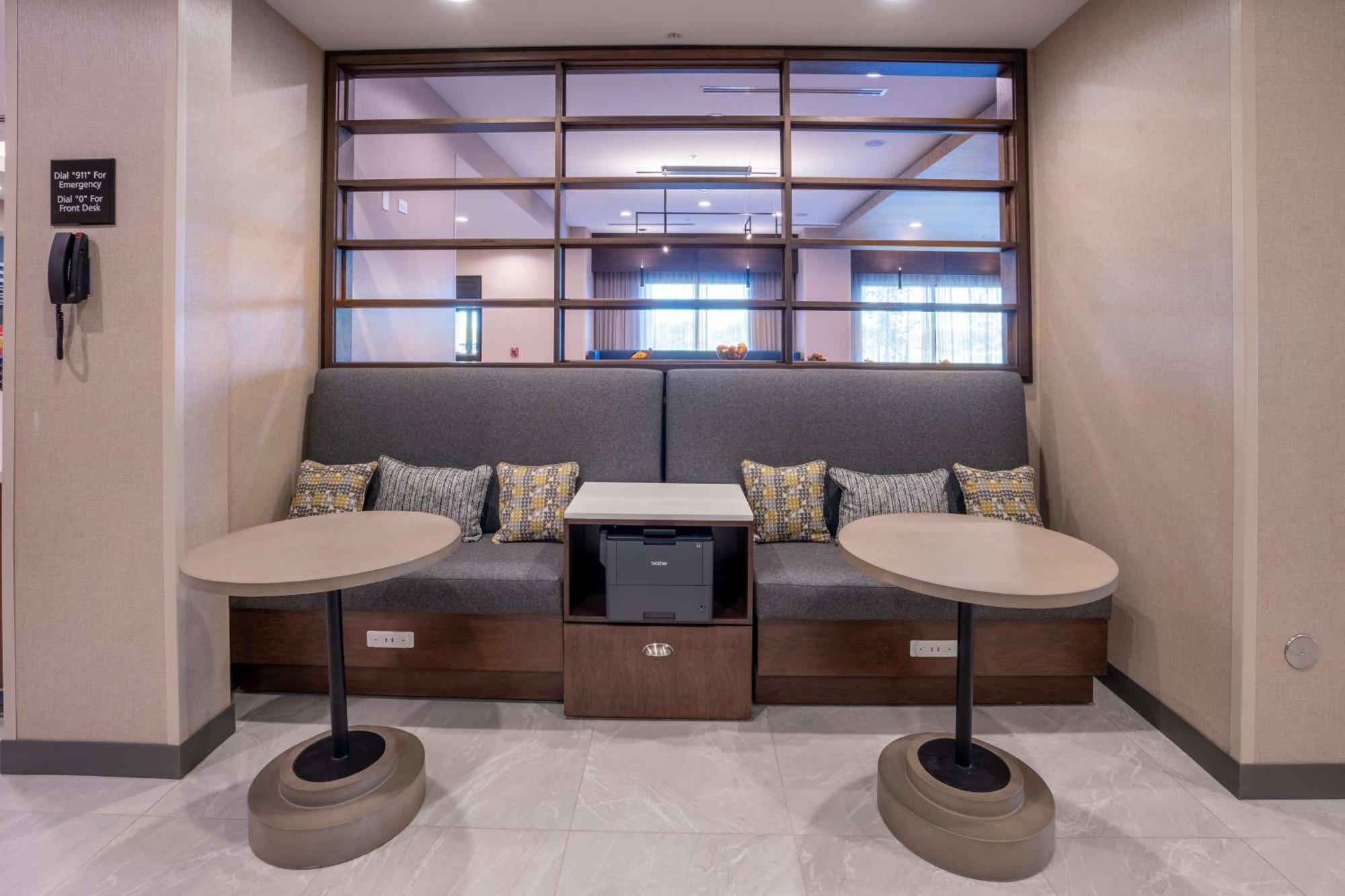 Hampton Inn By Hilton Huntley Chicago Bagian luar foto