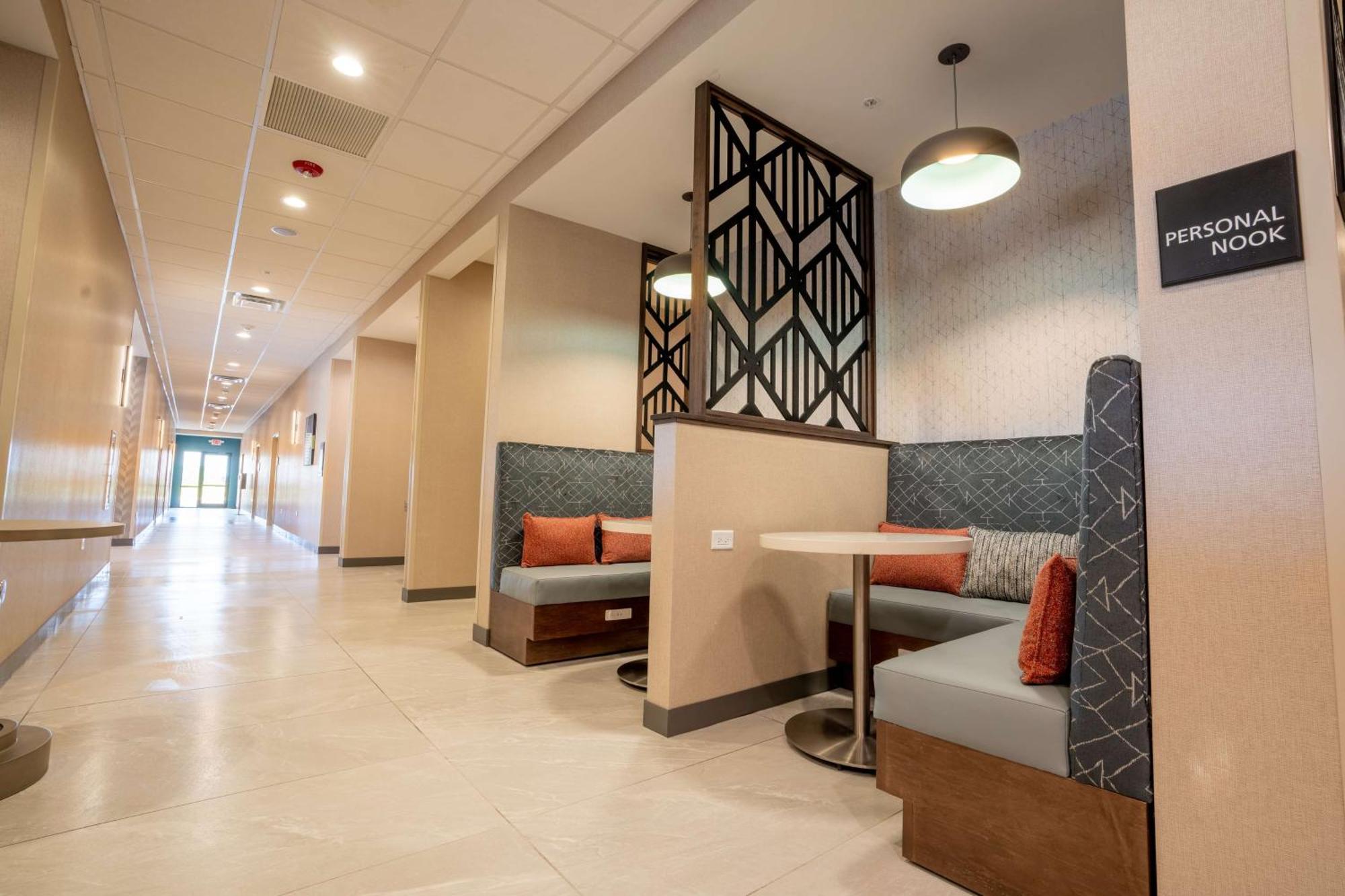 Hampton Inn By Hilton Huntley Chicago Bagian luar foto